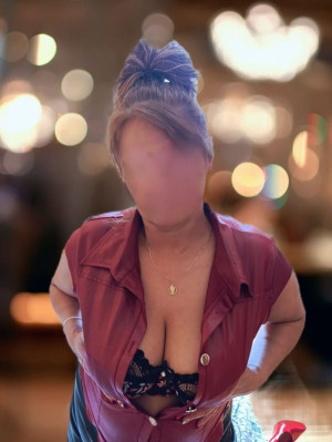Nina – Mollige Dame bei XXL4YOU in Heilbronn