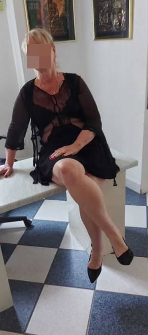 Petra – Mollige Dame bei XXL4YOU in Heilbronn